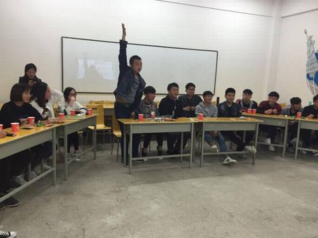 F:\Ryan\me\合职材料\伟德源自英国1946词汇比赛\webwxgetmsgimg (31).jpg